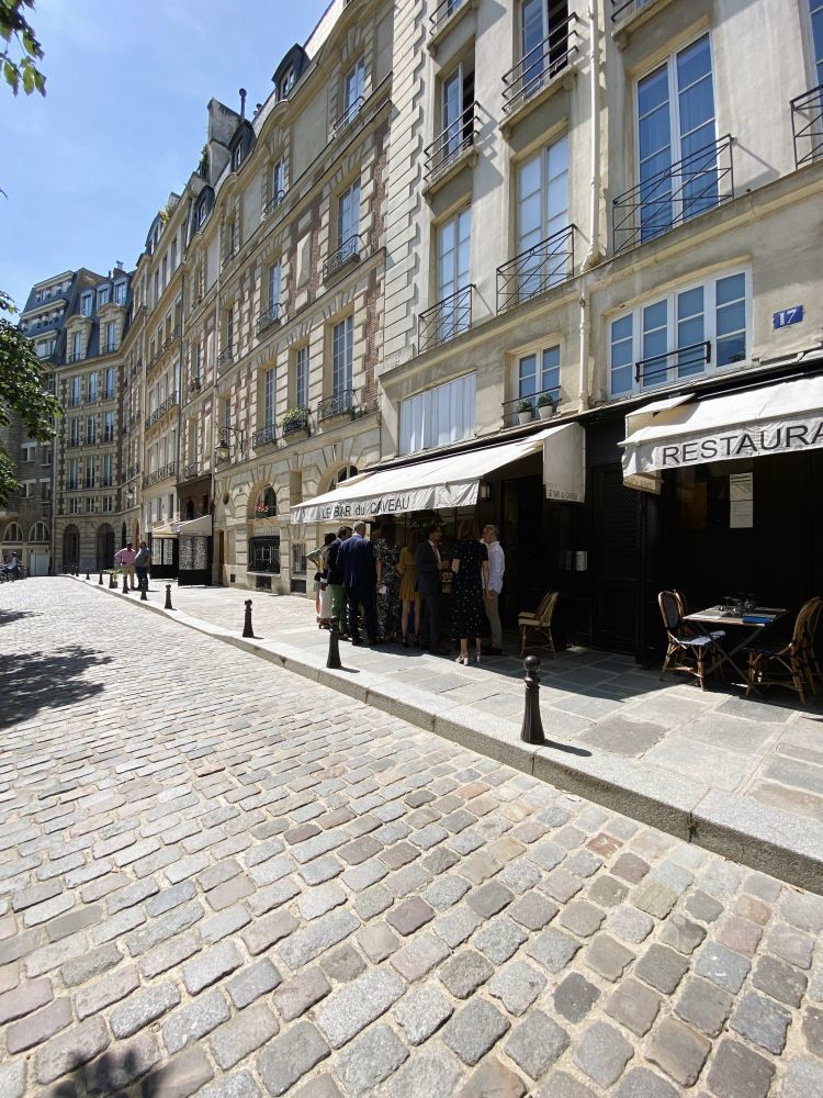 Bar du Caveau - Place Dauphine