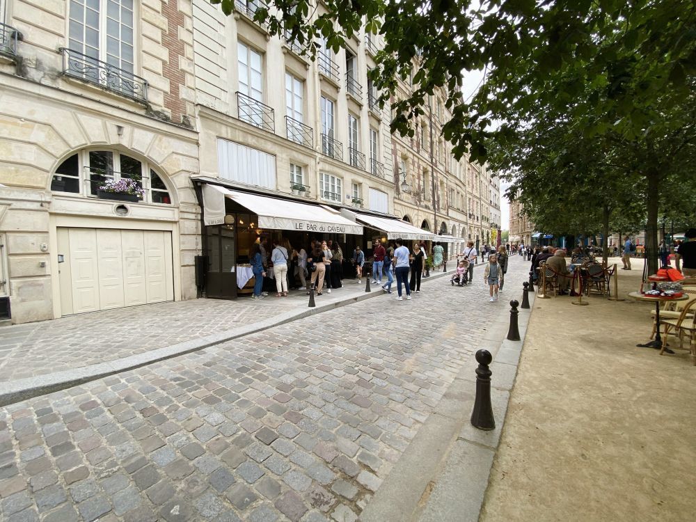 Bar du Caveau - Place Dauphine